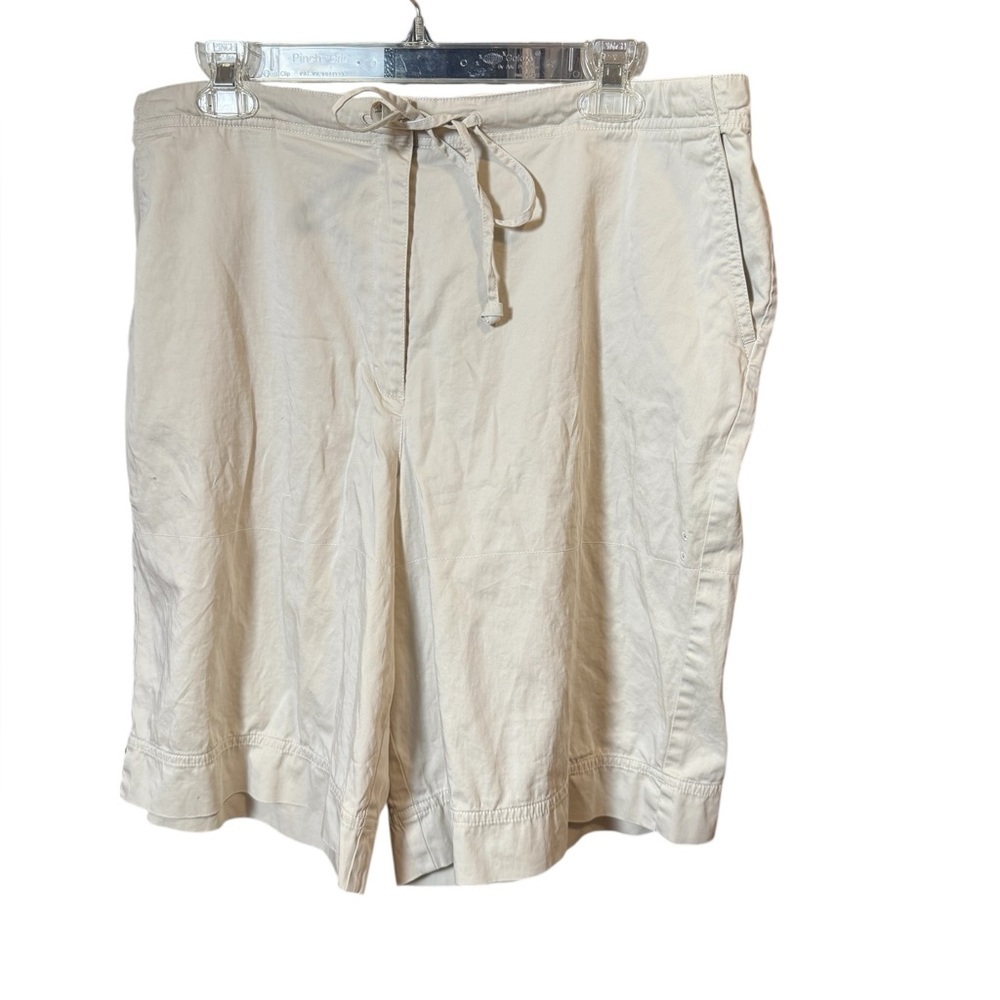 Tommy Bahama Stretch Khaki Bermuda Shorts Size 16 Drawstring Waist